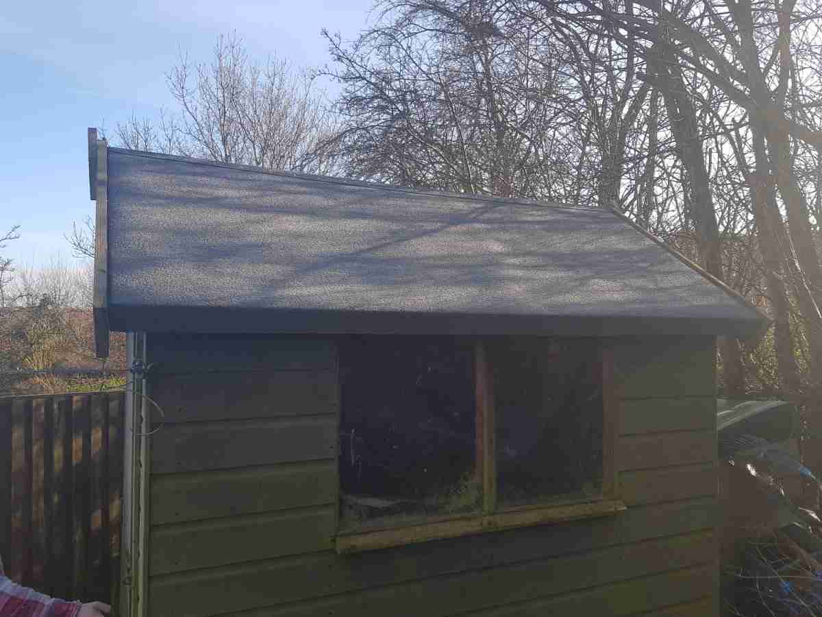 Shed Bases Roof Felting Belper Handyman Lee Tel 07562 648506